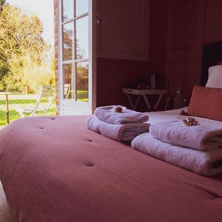 Bed and Breakfast Les Jardins De Beaumont Hem Exterior foto