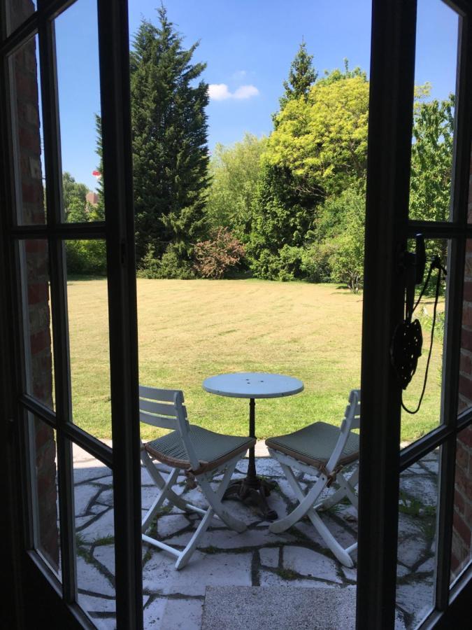 Bed and Breakfast Les Jardins De Beaumont Hem Exterior foto